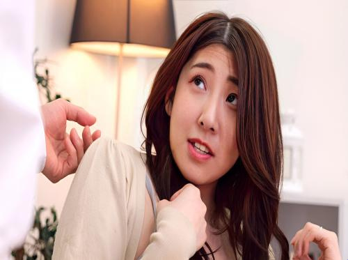 Mengkhianati suaminya karena dia lebih mencintai pekerjaannya daripada istrinya